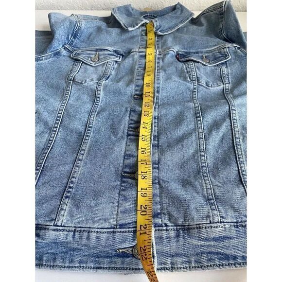 Levi's Women's Plus Size Sz 3X Original Trucker Jacket Denim Medium Wash New - Picture 7 of 10
